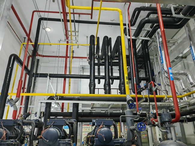 冷庫(kù)設(shè)備使用中怎么才能省電省錢呢？